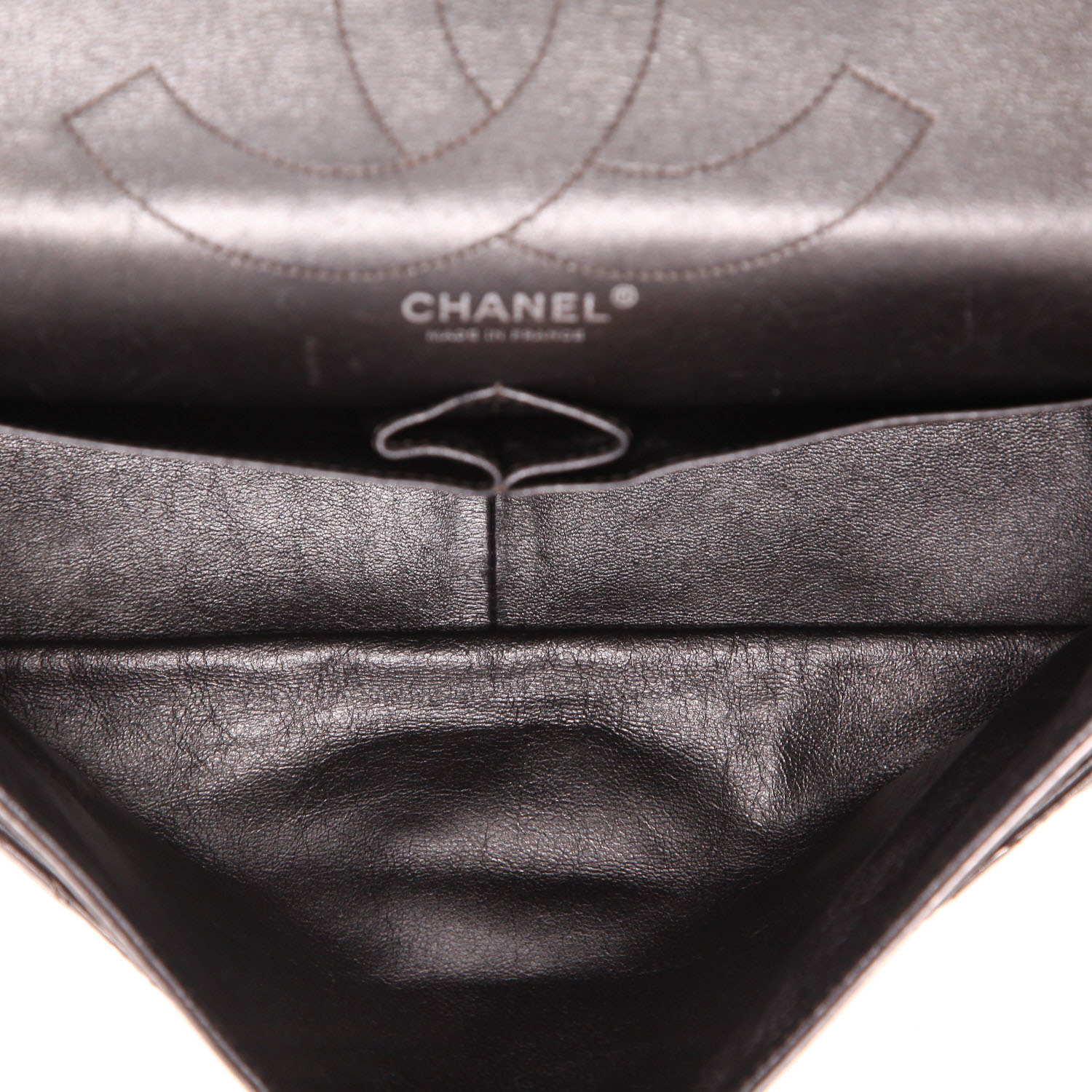 Bolso bandolera Chanel  2.55 en cuero acolchado plateado - Detail D3