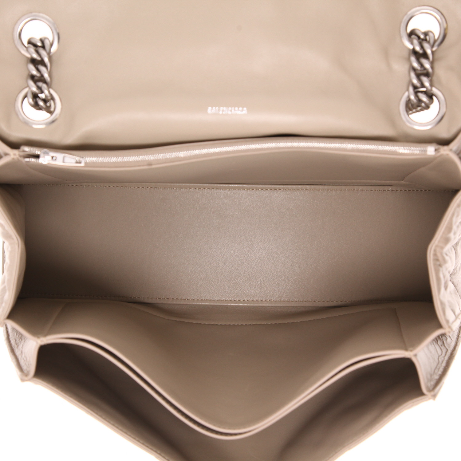 Bolso de mano Balenciaga  Crush en cuero acolchado beige - Detail D3