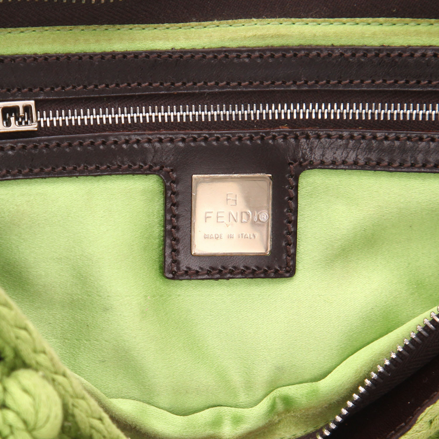 Sac bandoulière Fendi  Baguette en lainage vert et cuir marron - Detail D2