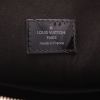 Sac à main Louis Vuitton  Alma en cuir épi verni noir - Detail D2 thumbnail