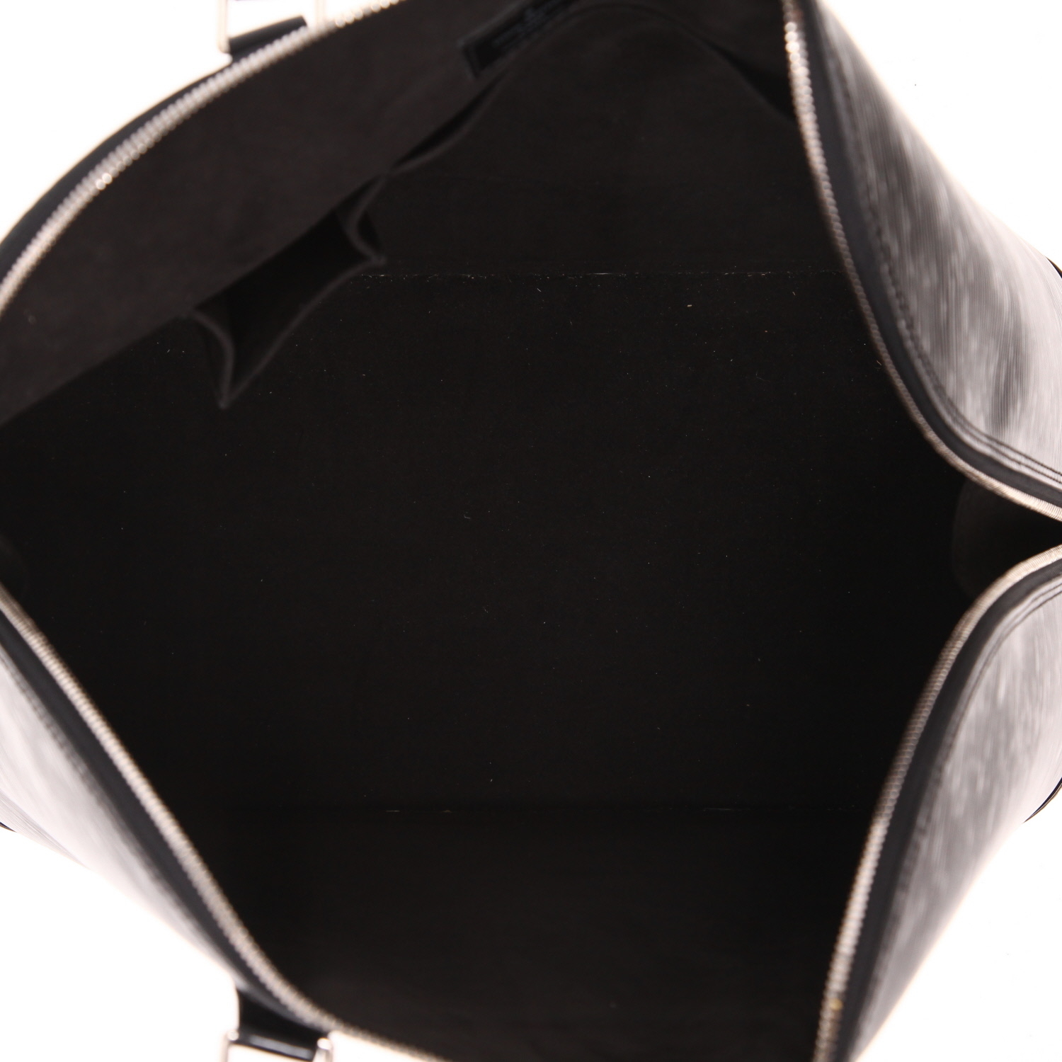 Sac à main Louis Vuitton  Alma en cuir épi verni noir - Detail D3