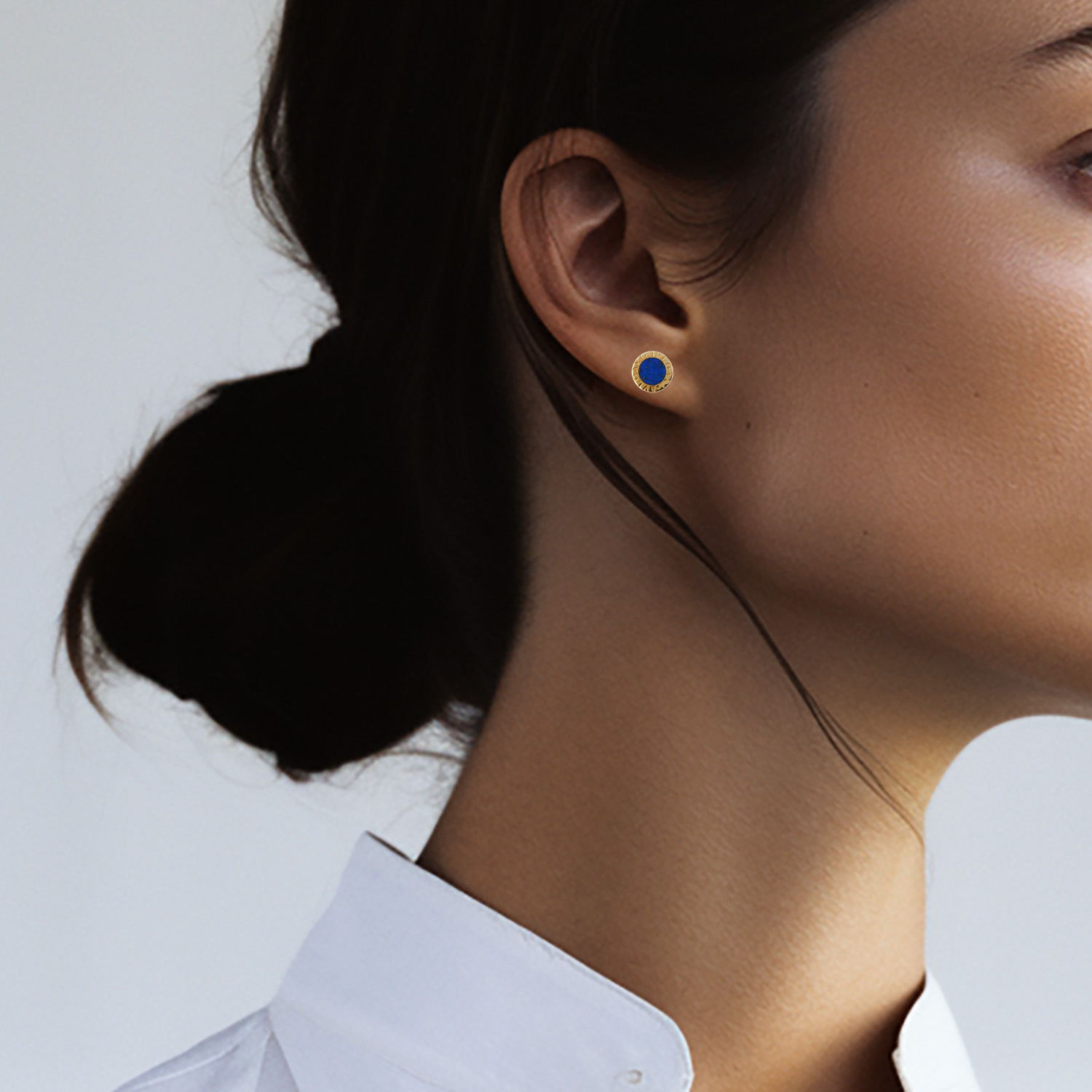 Paire de boucles d'oreilles Bulgari Bulgari Bulgari en or jaune et lapis-lazuli - Detail D1