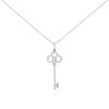 Collier Tiffany 
Co Clé Couronne moyen modèle en or blanc et diamants - 00pp thumbnail