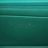Borsa a tracolla Chanel  Mini Timeless in pelle verniciata e foderata verde - Detail D2 thumbnail