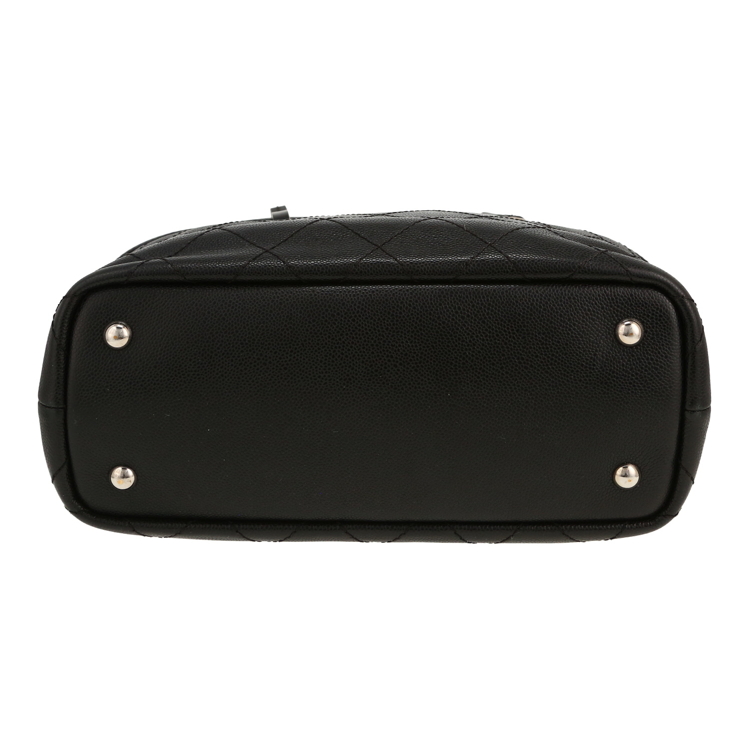 Bolso Cabás Chanel   en cuero granulado negro - Detail D1