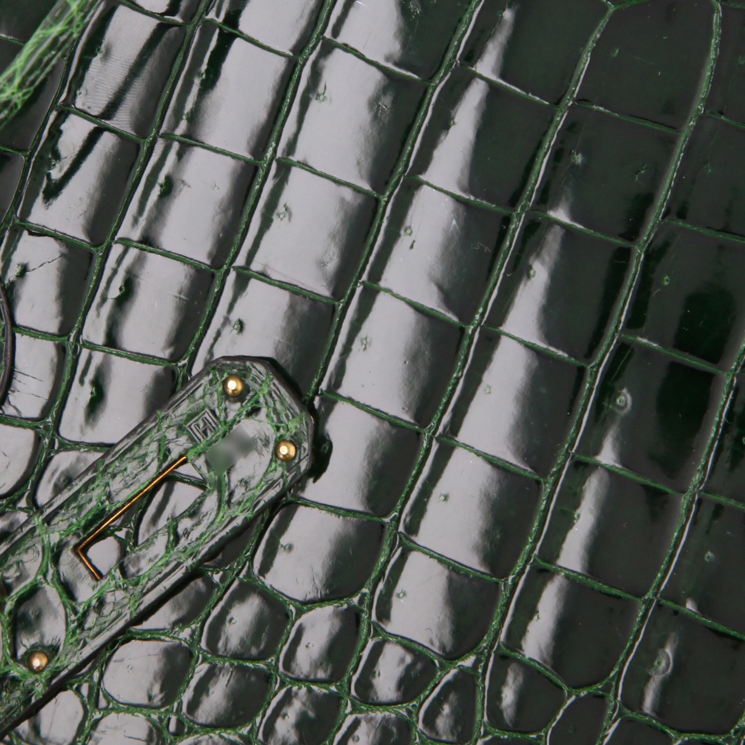 Hermès  Kelly 32 cm handbag  in Vert Emeraude porosus crocodile - Detail D4