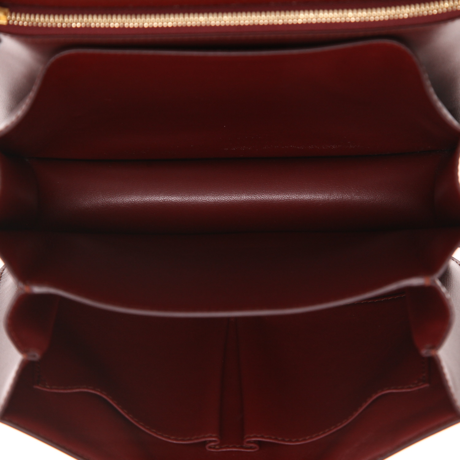 Celine  Classic Box shoulder bag  in burgundy box leather - Detail D3