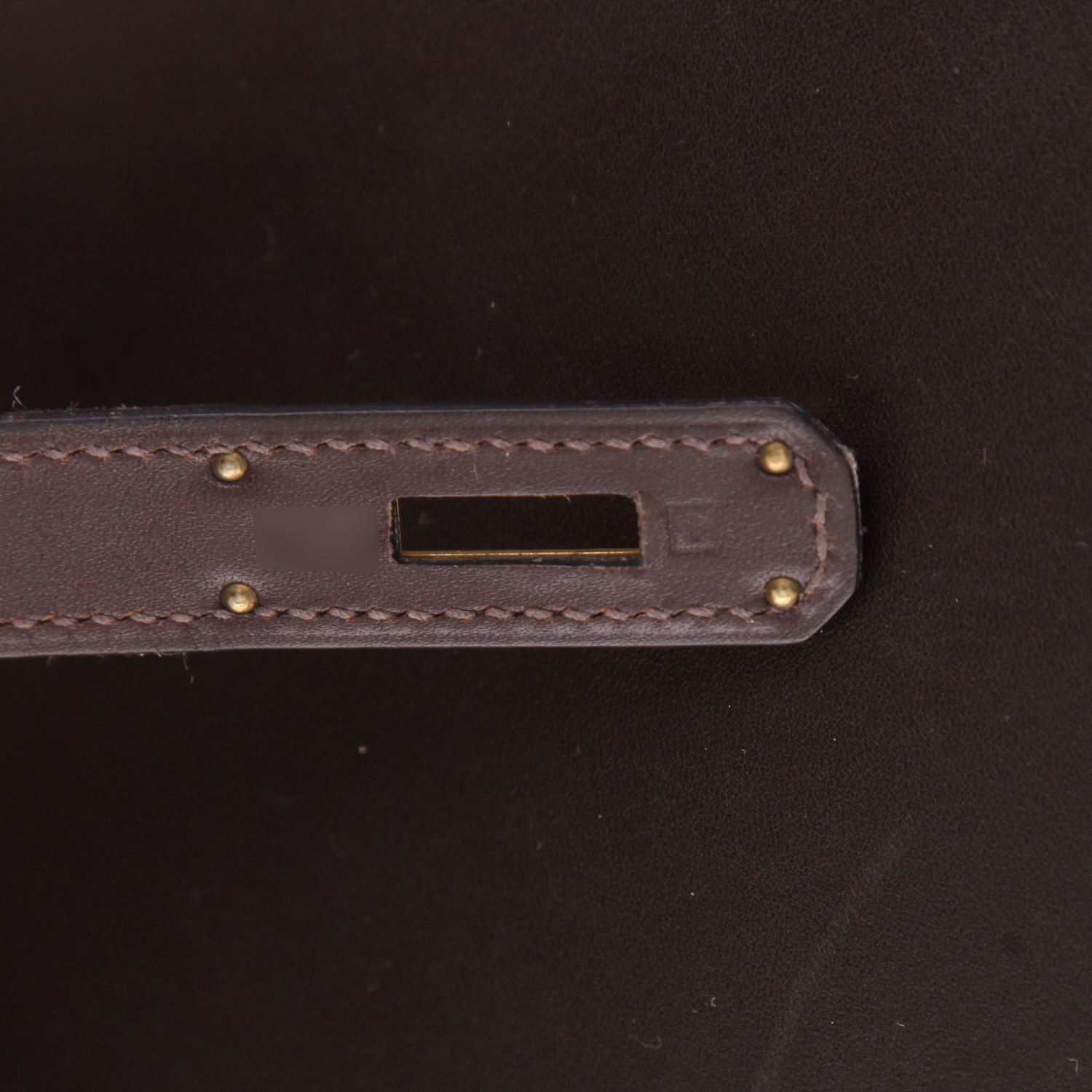 Sac à main Hermès  Kelly 32 cm en cuir box marron - Detail D4