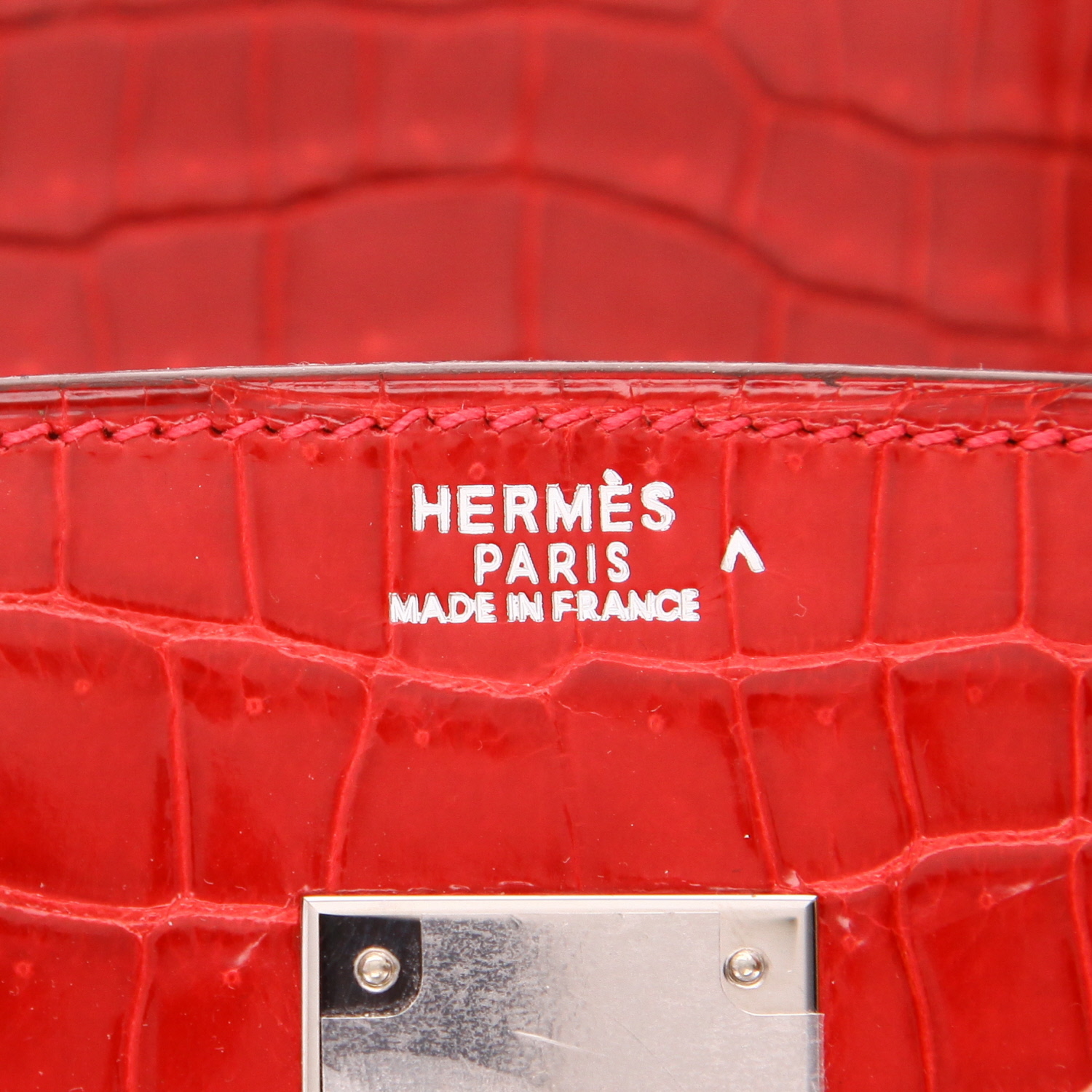 Borsa Hermès  Birkin 30 cm in coccodrillo marino rosso - Detail D2