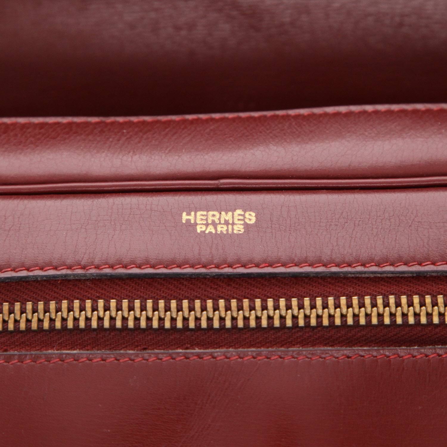 Borsa da spalla o a mano Hermès  Balle De Golf in pelle box bordeaux - Detail D2