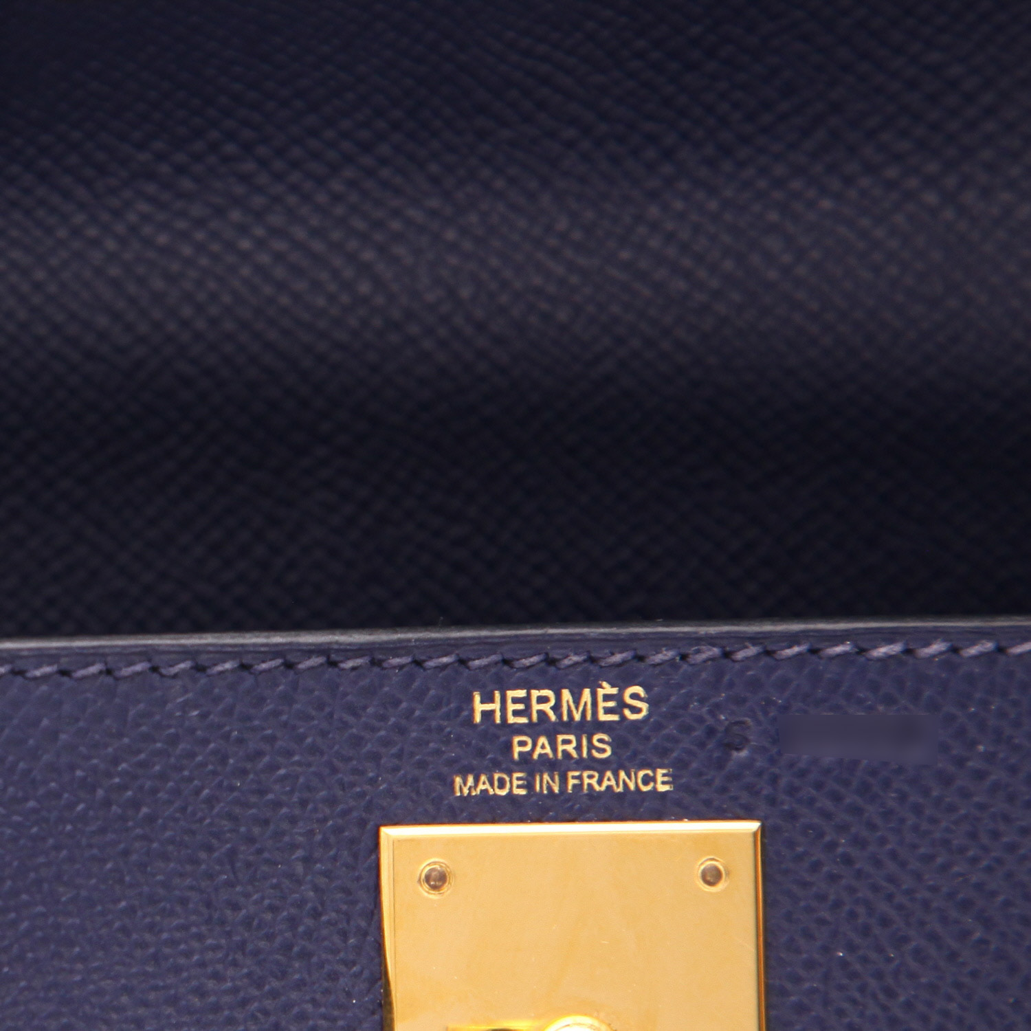Borsa Hermès  Kelly 28 cm in pelle Epsom blu notte - Detail D2