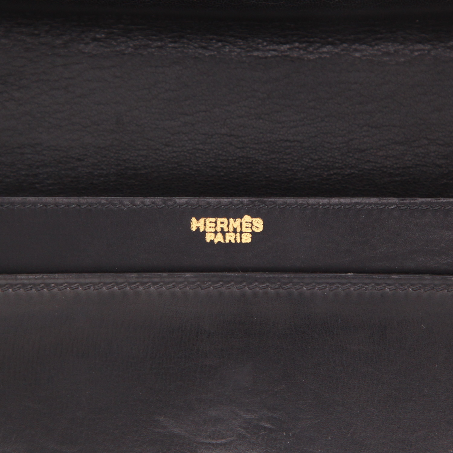 Bolso de mano Hermès   en cuero box negro - Detail D2