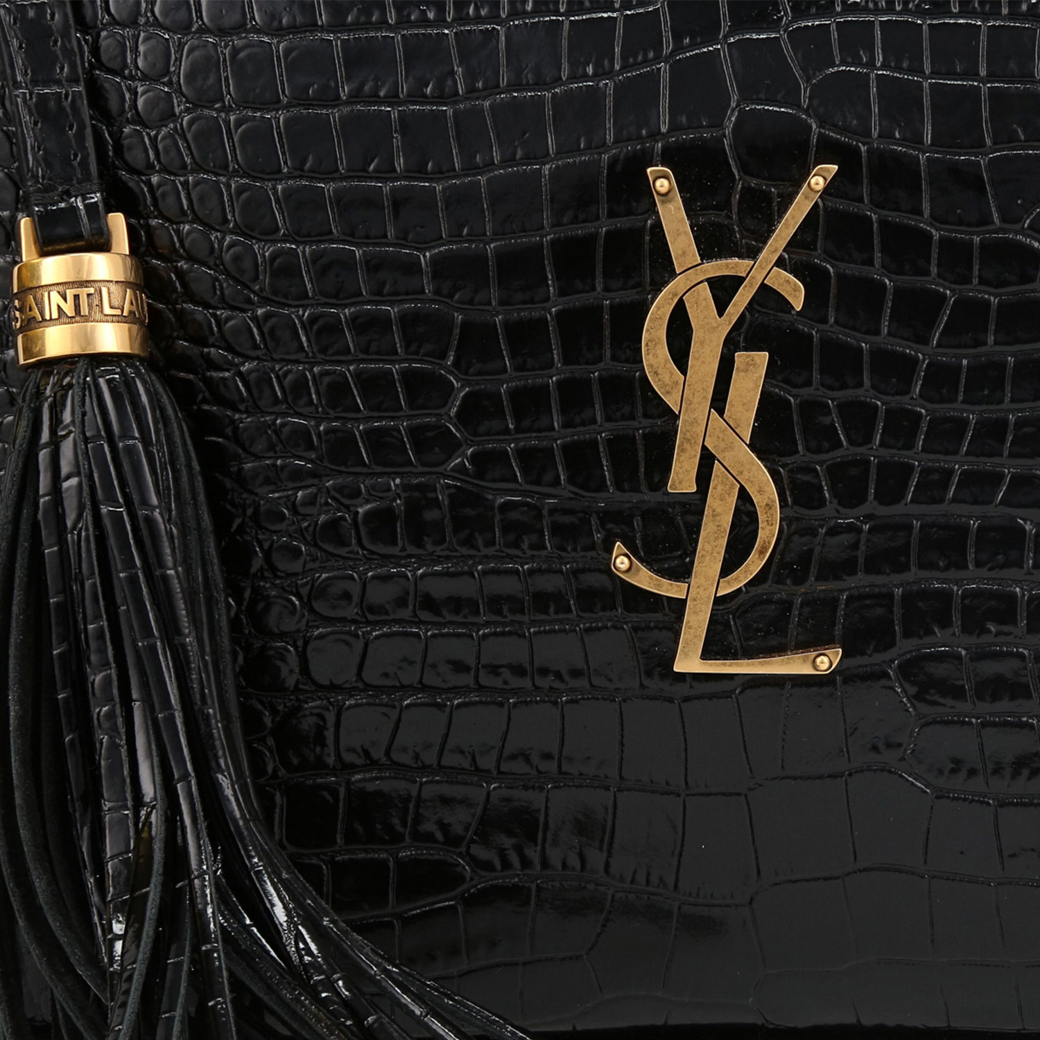 Bolso bandolera Saint Laurent  Lou Sac Caméra modelo mediano  en cuero negro - Detail D1
