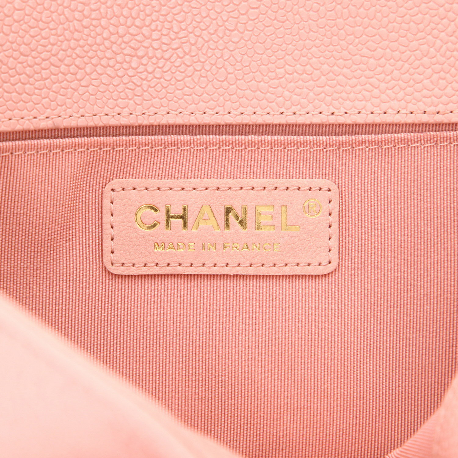Borsa a tracolla Chanel  Boy in pelle martellata e trapuntata rosa - Detail D2