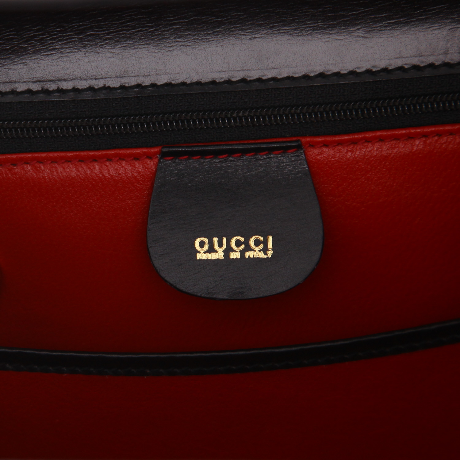 Bolso bandolera Gucci  Bamboo modelo mediano  en cuero negro y bambú - Detail D2