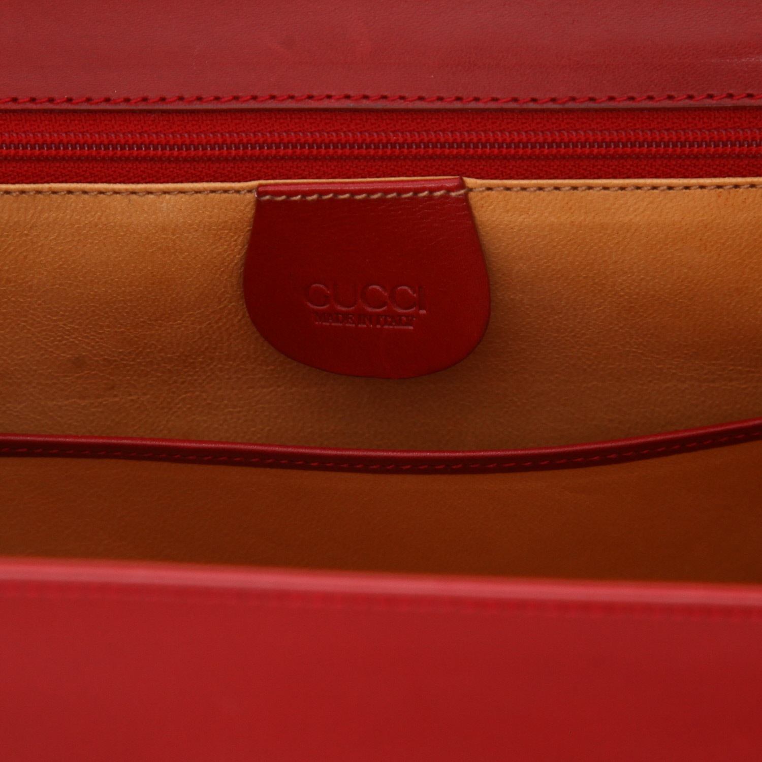 Sac bandoulière Gucci  Bamboo grand modèle  en cuir rouge - Detail D2