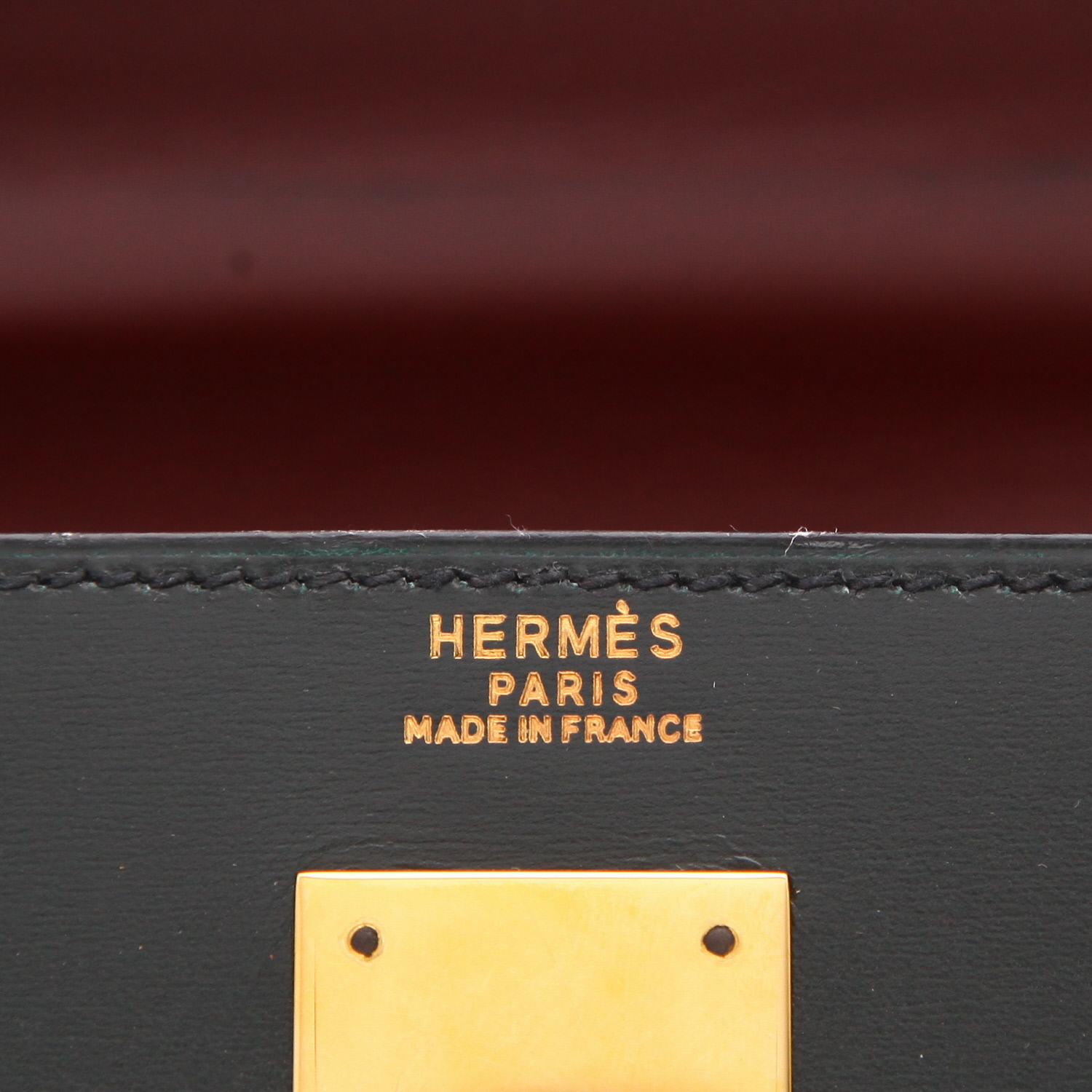 Sac à main Hermès  Kelly 32 cm en cuir box bordeaux vert et bleu-marine - Detail D2