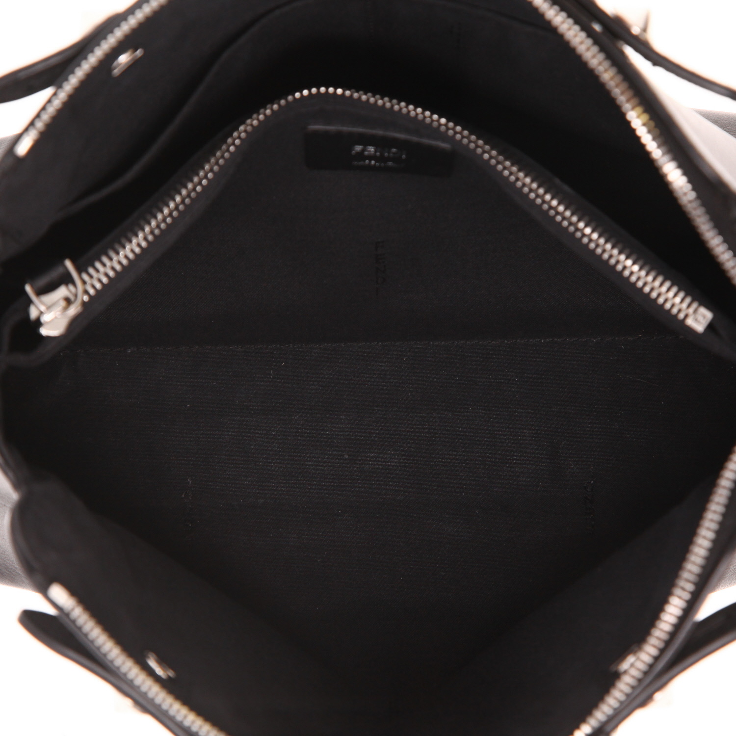 Sac bandoulière Fendi  By the way en cuir noir - Detail D3