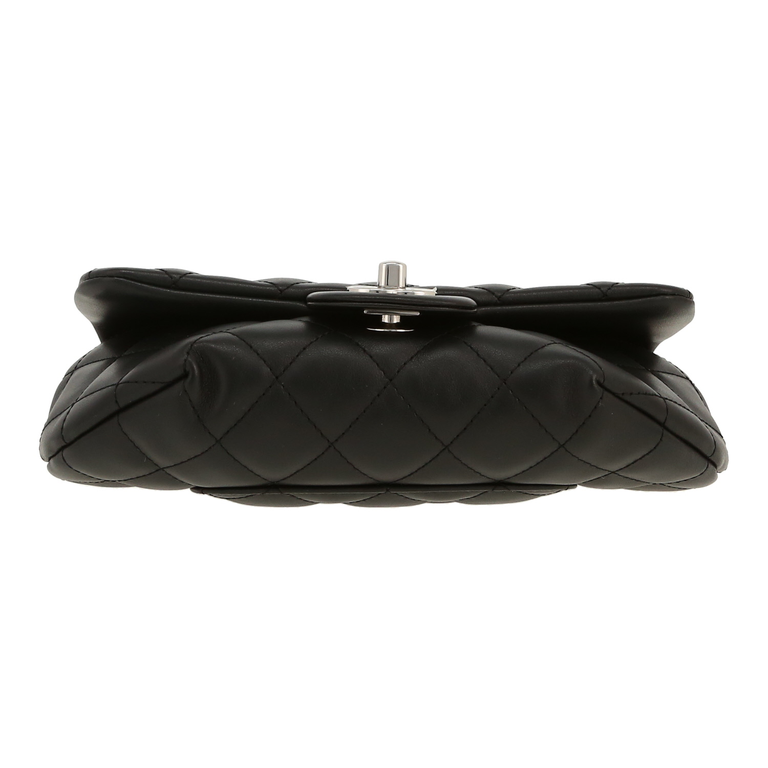 Bolsito-cinturón Chanel  Pochette ceinture en cuero acolchado negro - Detail D1