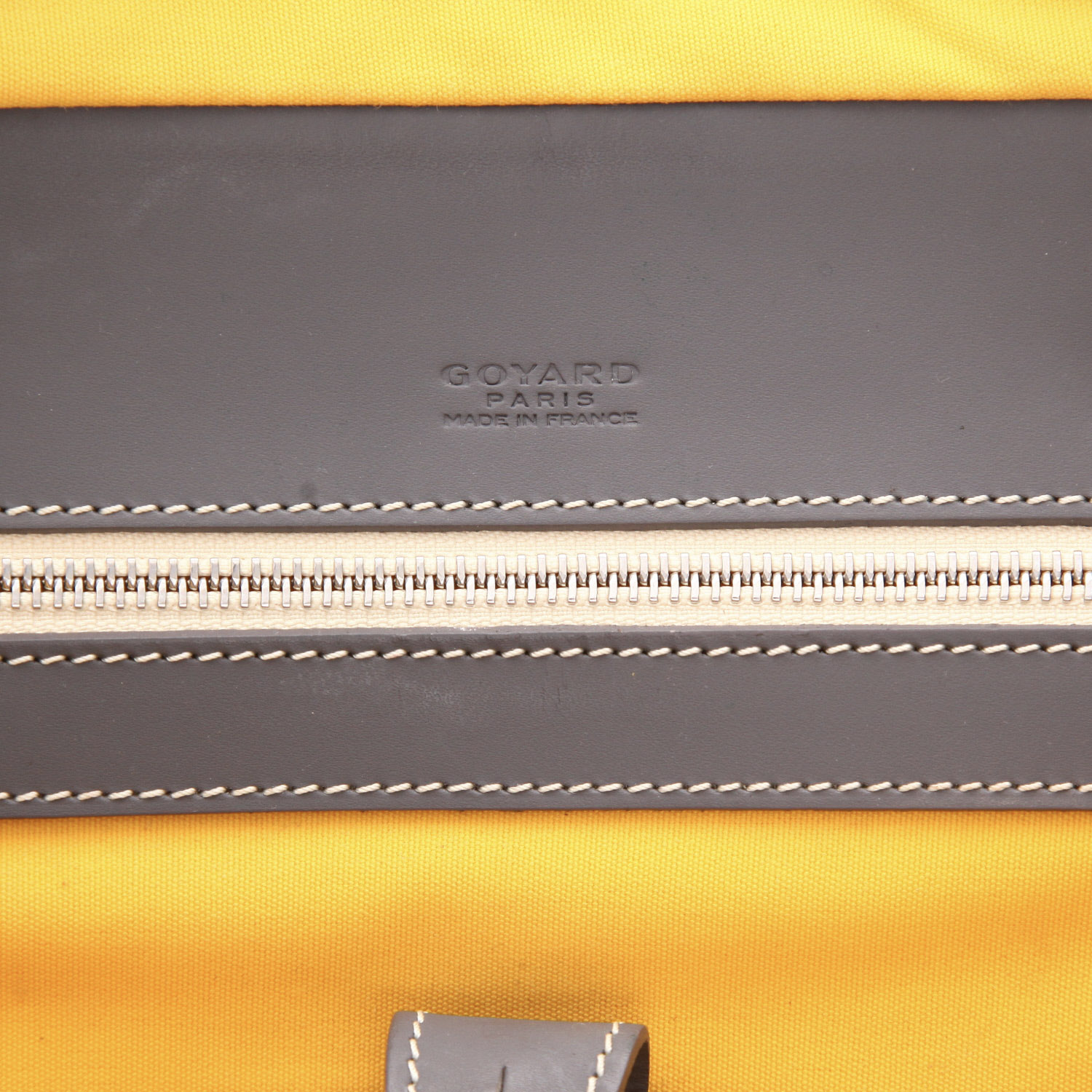 Porta-documentos Goyard  Ambassade en tela Goyardine gris y cuero gris - Detail D2