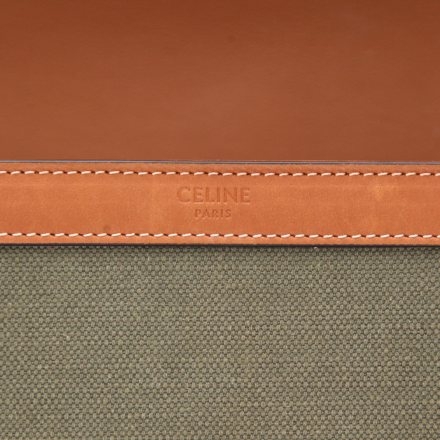 Bolso de mano Celine  Triomphe en cuero marrón y lona caqui - Detail D2