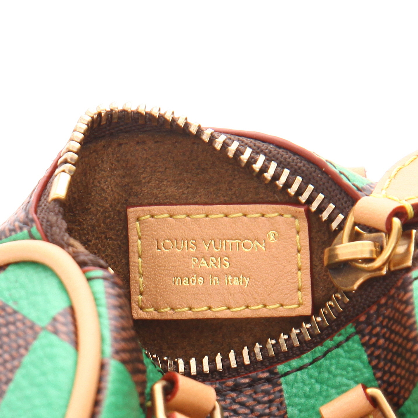 Llavero Louis Vuitton  Nano Speedy en lona a cuadros marrón y verde y cuero natural - Detail D2
