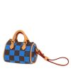 Porte-clef Louis Vuitton  Nano Speedy en toile damier marron et bleue et cuir naturel - 00pp thumbnail