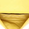 Sac bandoulière Chanel  Timeless Maxi Jumbo en cuir matelassé jaune - Detail D3 thumbnail