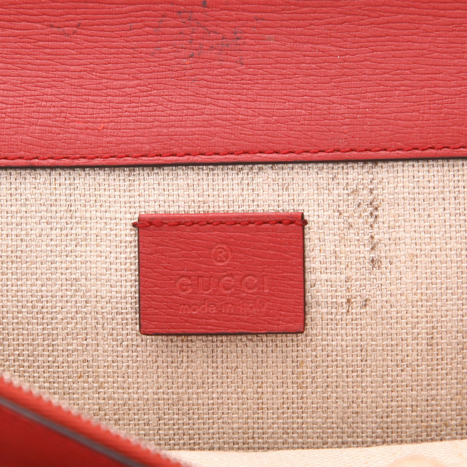 Bolso para llevar al hombro o en la mano Gucci  Dionysus en cuero rojo - Detail D2