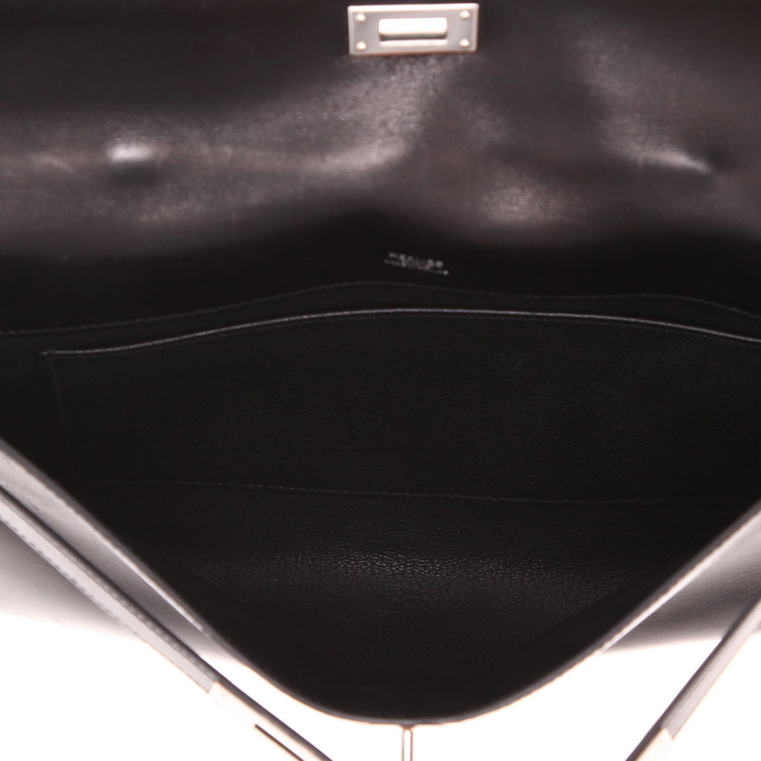 Hermès Kelly Cut pouch in black box leather - Detail D3