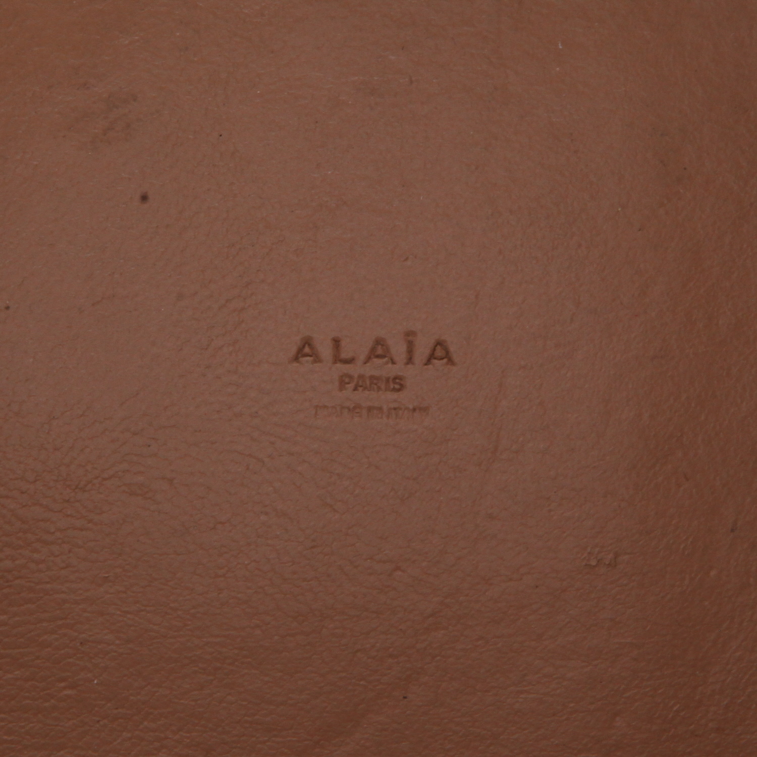 Bolso de mano Alaïa  Mina en cuero negro - Detail D2