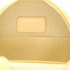 Borsa a tracolla Chanel  Round on Earth in pelle trapuntata gialla - Detail D2 thumbnail