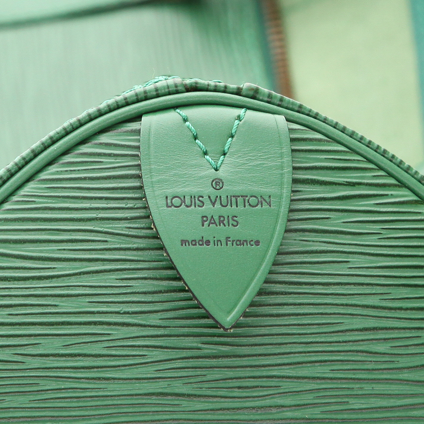Borsa da viaggio Louis Vuitton  Keepall 45 in pelle Epi verde - Detail D2
