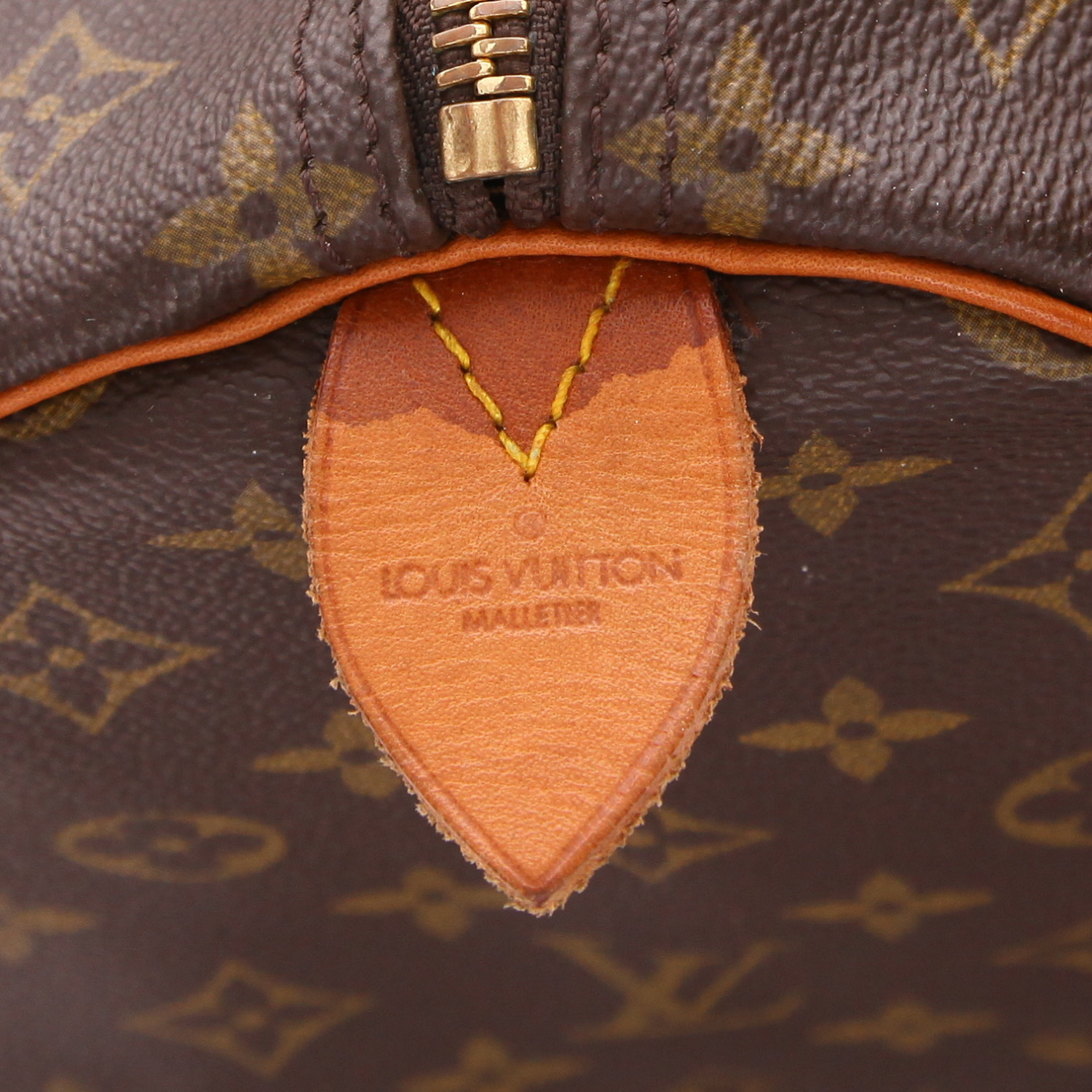 Sac de voyage Louis Vuitton  Keepall 60 en toile monogram marron et cuir naturel - Detail D2