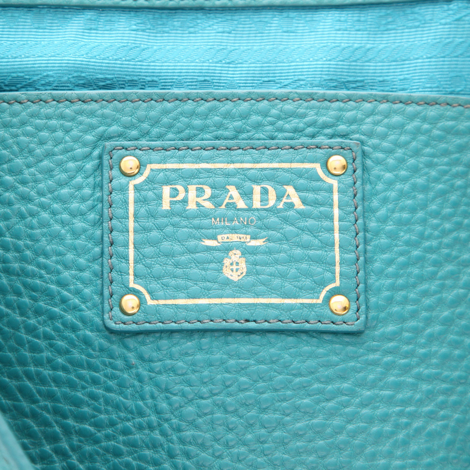 Prada  Vitello handbag  in green leather - Detail D2