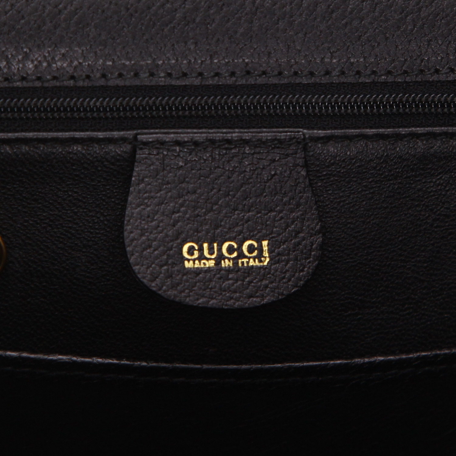 Bolso de mano Gucci  Bamboo en cuero granulado negro y bambú - Detail D2