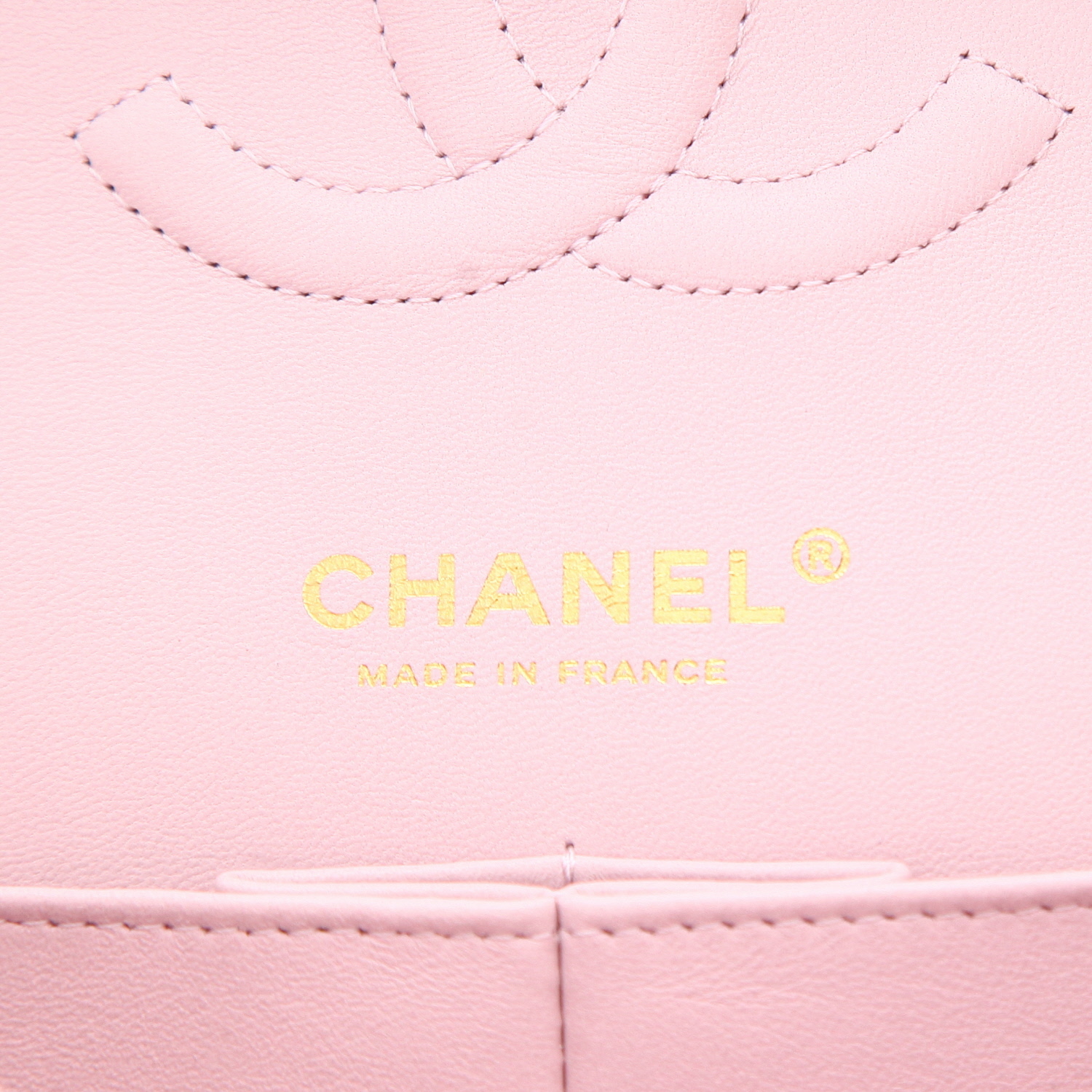 Bolso de mano Chanel  Timeless Classic en tweed rosa - Detail D2