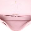 Bolso de mano Chanel  Timeless Classic en tweed rosa - Detail D3 thumbnail