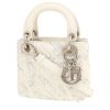 Bolso bandolera Dior  Lady Dior mini  en cuero bicolor blanco y plateado - 00pp thumbnail