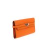 Hermès  Kelly wallet wallet  in orange Mysore leather - Detail D5 thumbnail