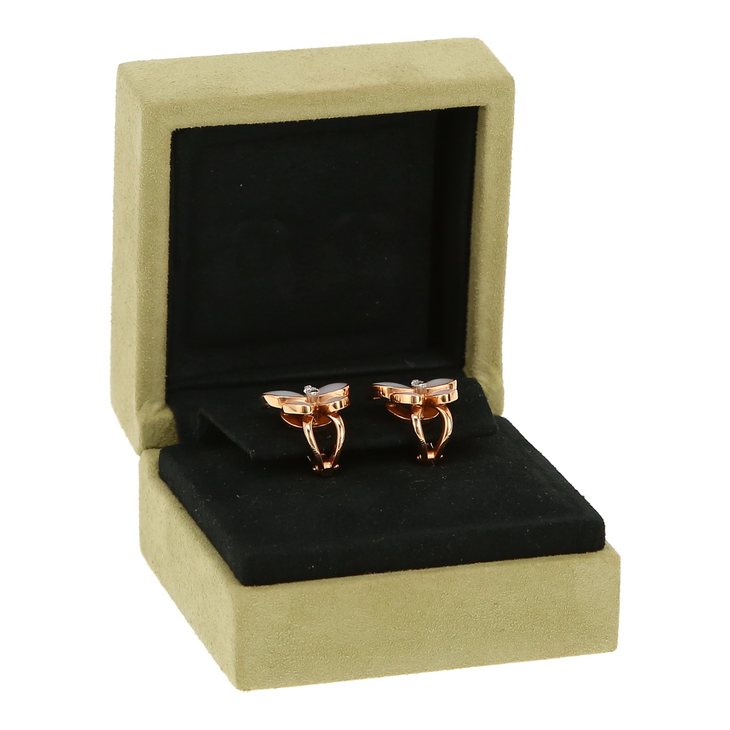 Paire de boucles d'oreilles Van Cleef & Arpels Deux Papillons en or jaune, nacre et diamants - Detail D2