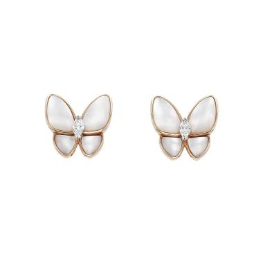 Paire de boucles d'oreilles Van Cleef & Arpels Deux Papillons en or jaune, nacre et diamants