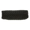Sac bandoulière Bottega Veneta  Pouch en cuir intrecciato noir - Detail D1 thumbnail