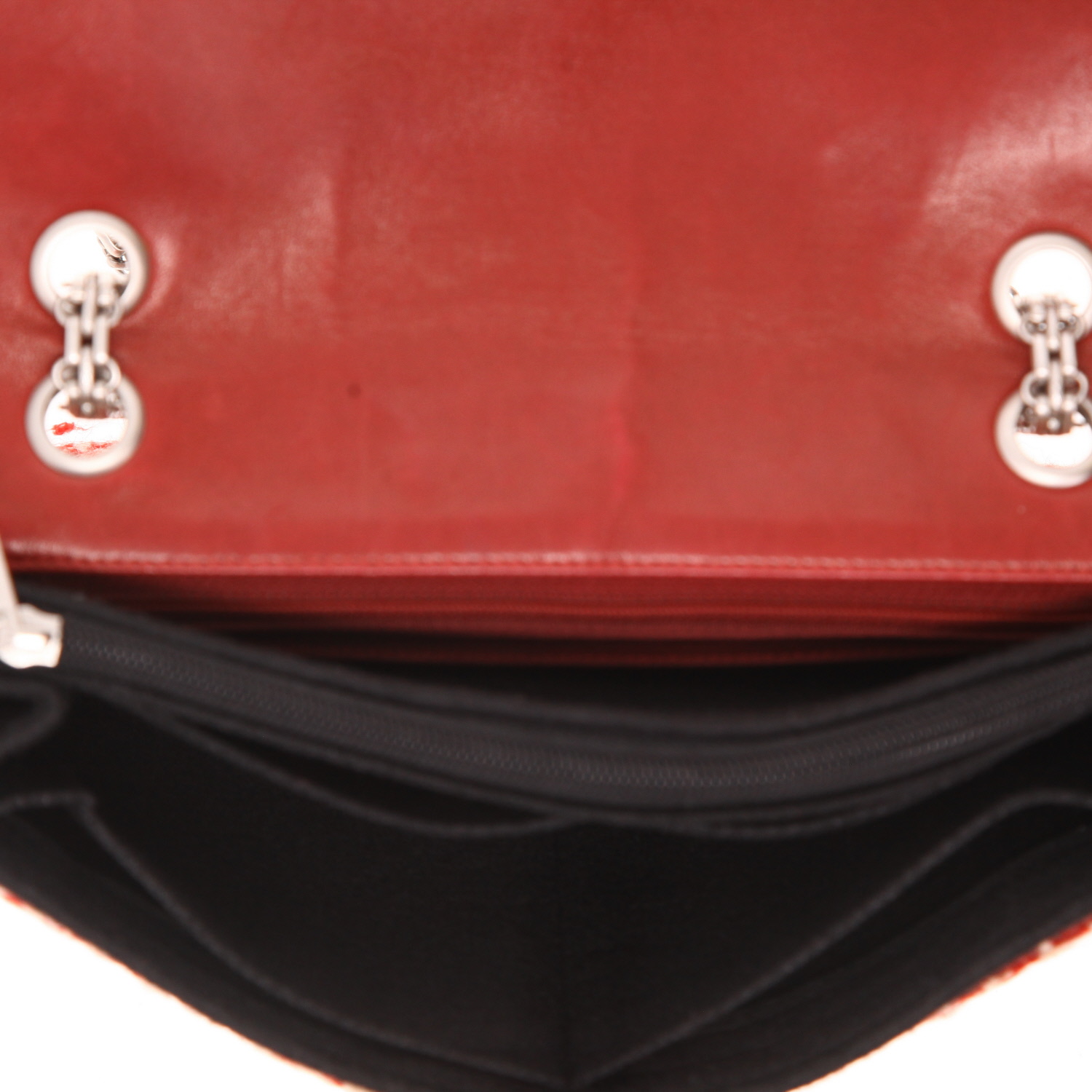 Bolso de mano Chanel  Timeless en tejido de lana rojo y blanco - Detail D4