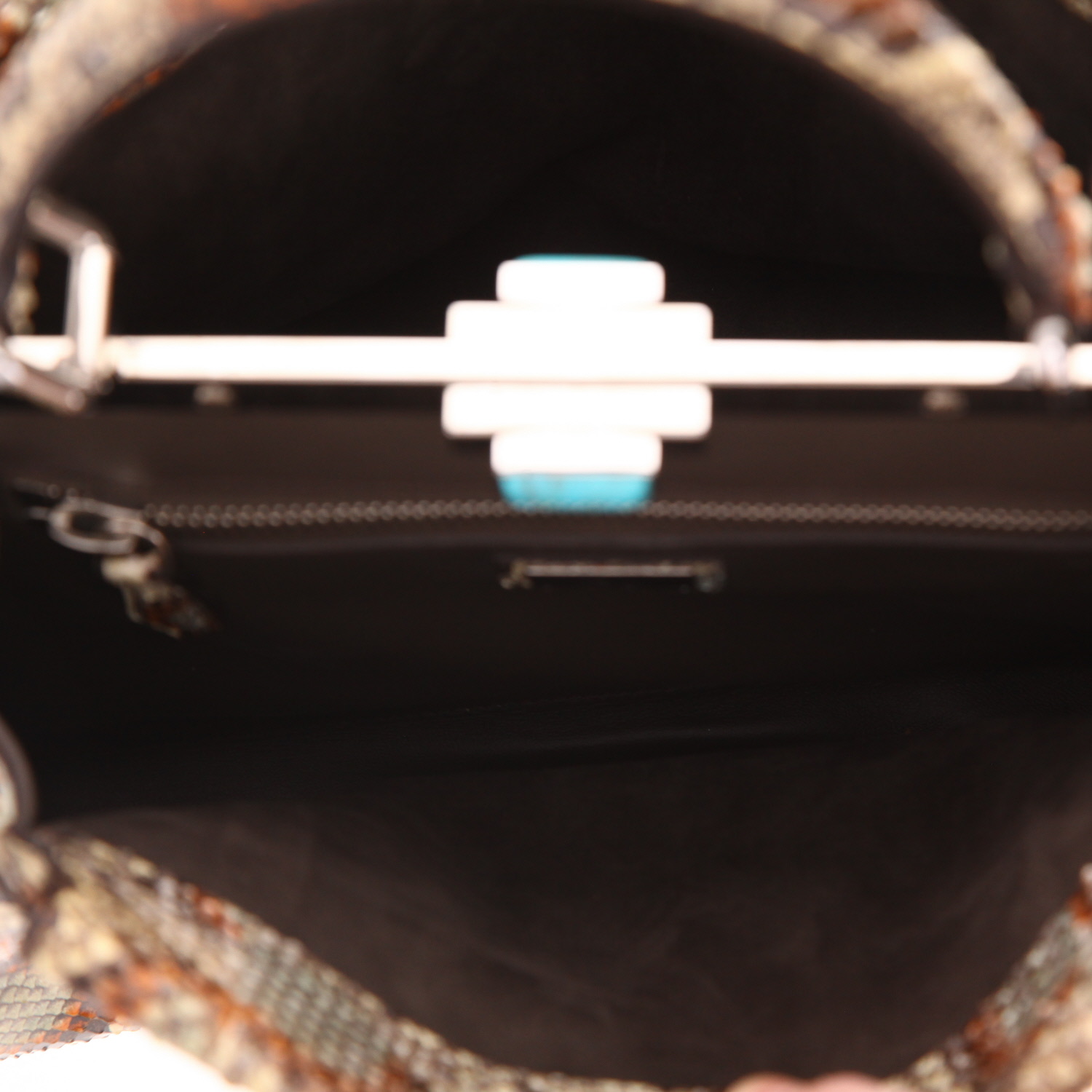 Borsa Fendi  Peekaboo in pitone beige rosso e verde - Detail D3