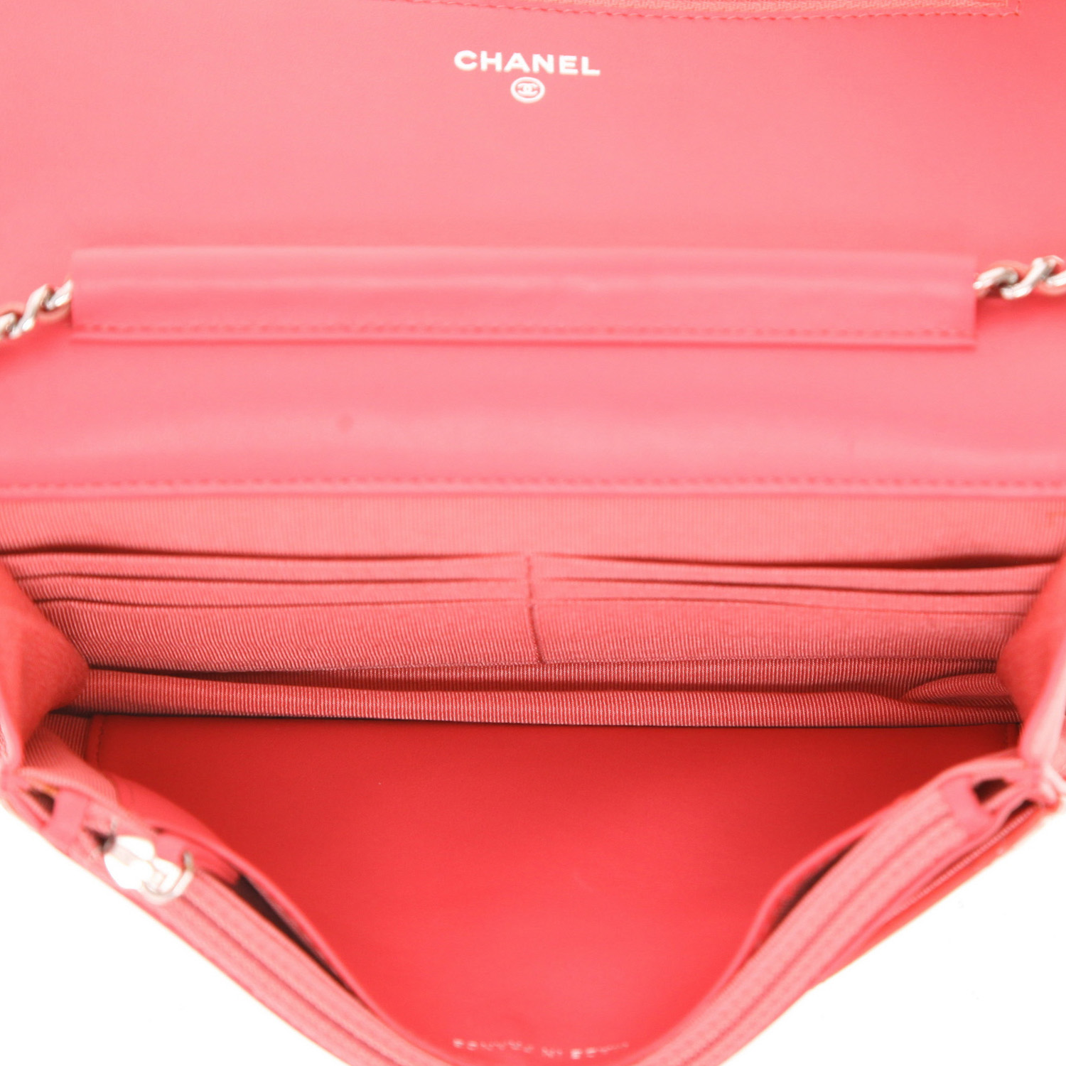 Chanel  Wallet on Chain shoulder bag  in pink patent quilted leather - Detail D3