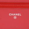 Chanel  Wallet on Chain shoulder bag  in red patent quilted leather - Detail D2 thumbnail