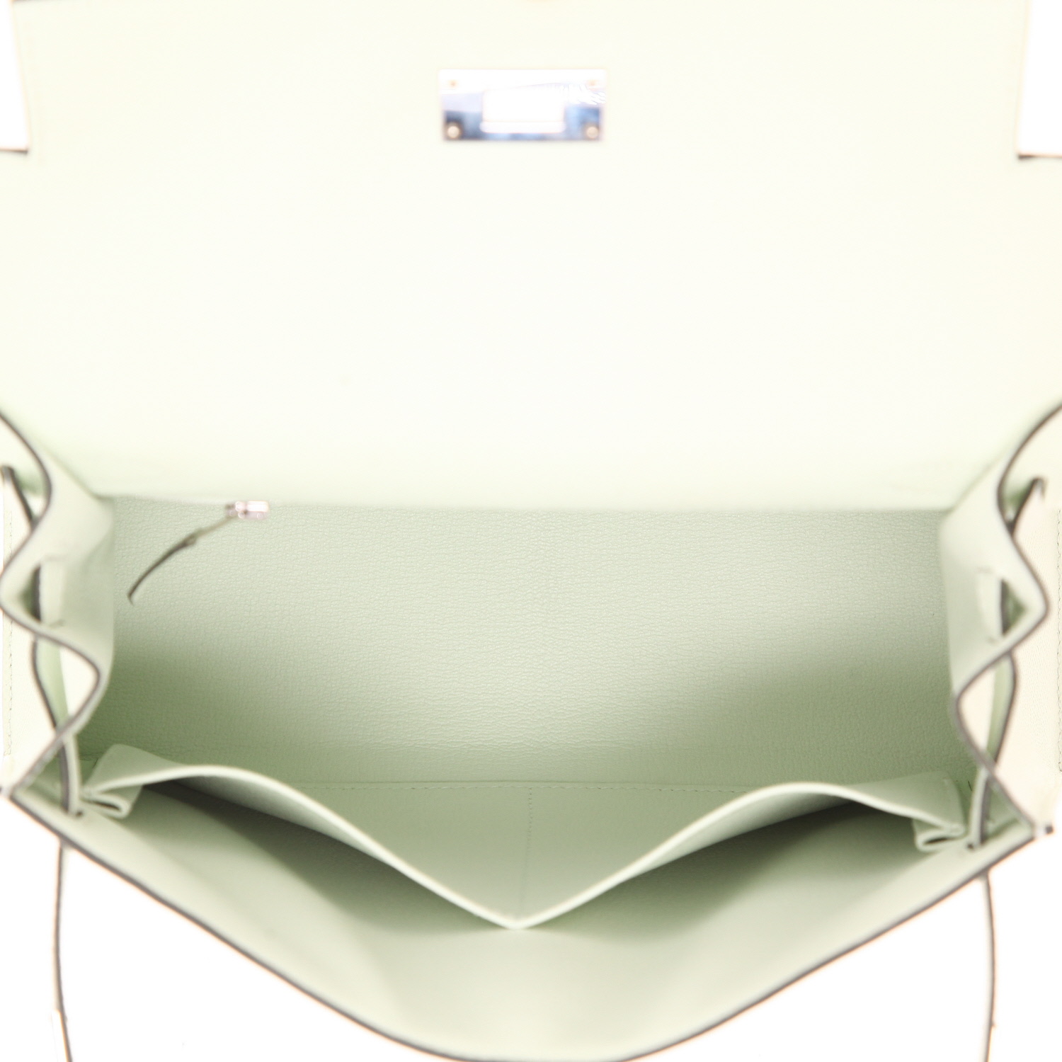 Hermès  Kelly 28 cm handbag  in Vert Fizz epsom leather - Detail D3