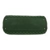 Borsa shopping Chanel   in pelle trapuntata verde - Detail D1 thumbnail