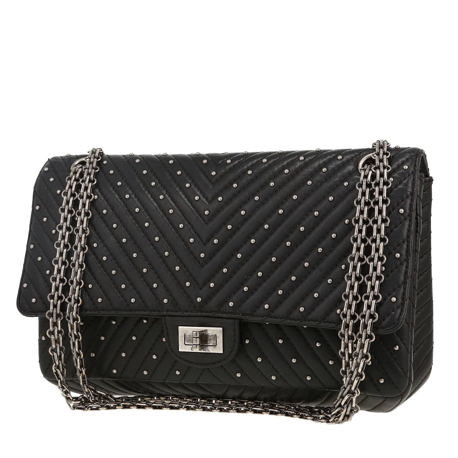 Chanel 2.55 shoulder bag in black chevron quilted leather